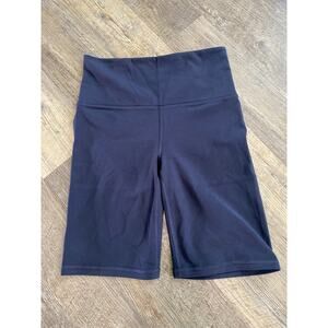 Athleta Ultra High Rise Elation 9” Shorts Size Small